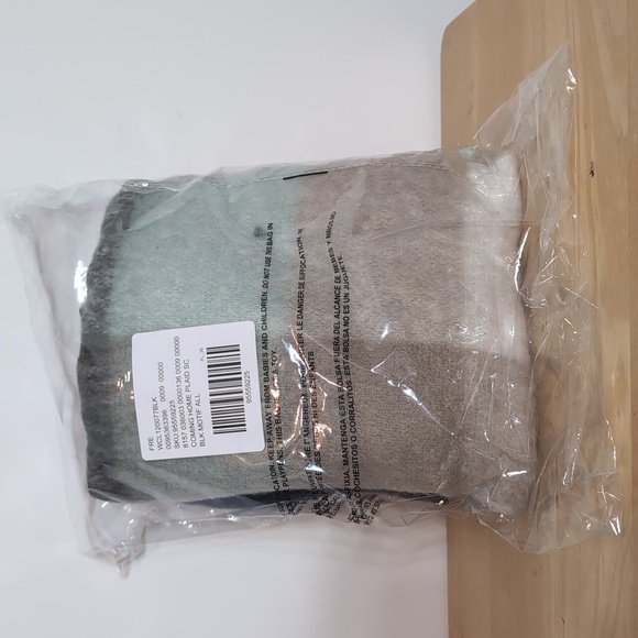 Free People Coming Home Plaid Scarf - Picture 2 of 5